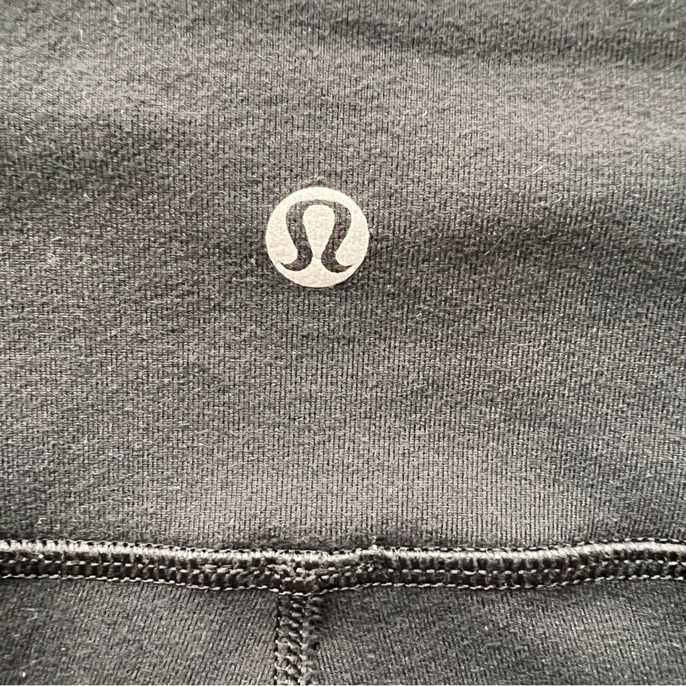 Lululemon Woman black Tight leggings size 6 - Picture 16 of 16